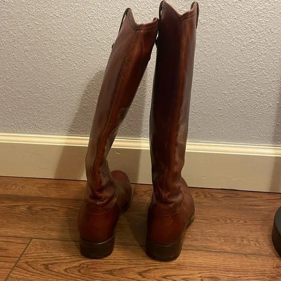 Frye Women's Brown Heeled Boots - Picture 4 of 10